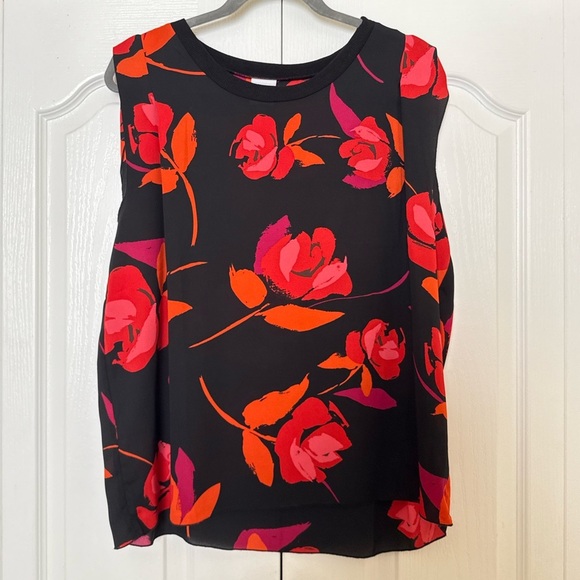 CAbi Woman’s Sleeveless Floral Top M - Picture 1 of 3